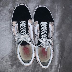 Snoopy old sckool vans